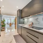 Διαμέρισμα Cozy & Refurbished In Old Town *